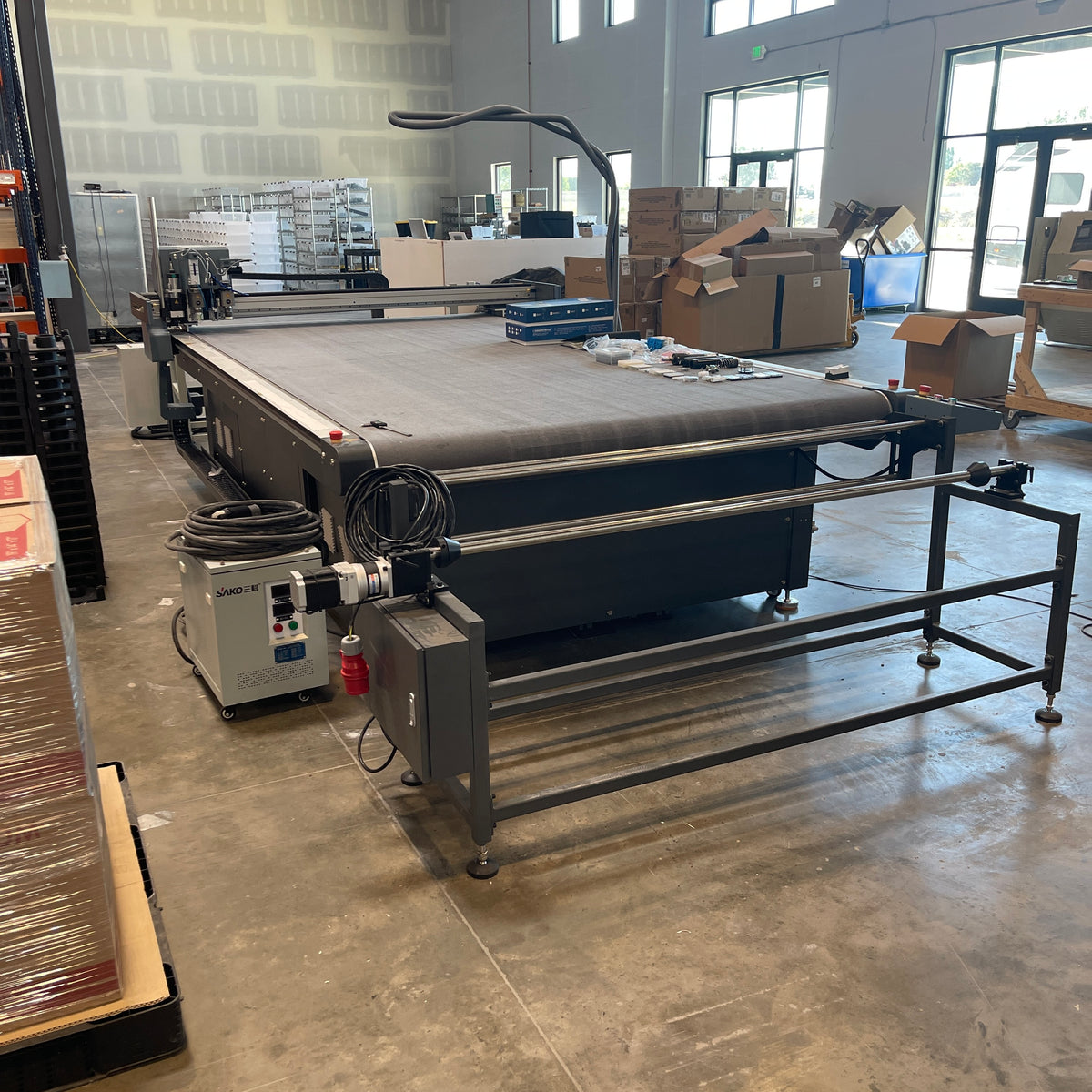 50% OFF Used Research Machine: RUIZHOU Oscillating Knife Cutting Table ...